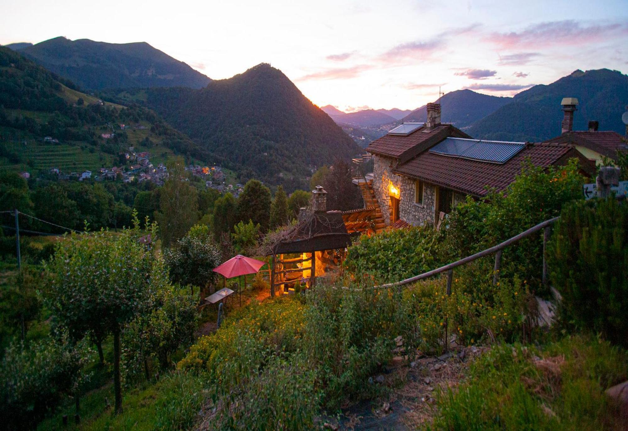 Agriturismo Al Marnich Schignano  Exteriör bild