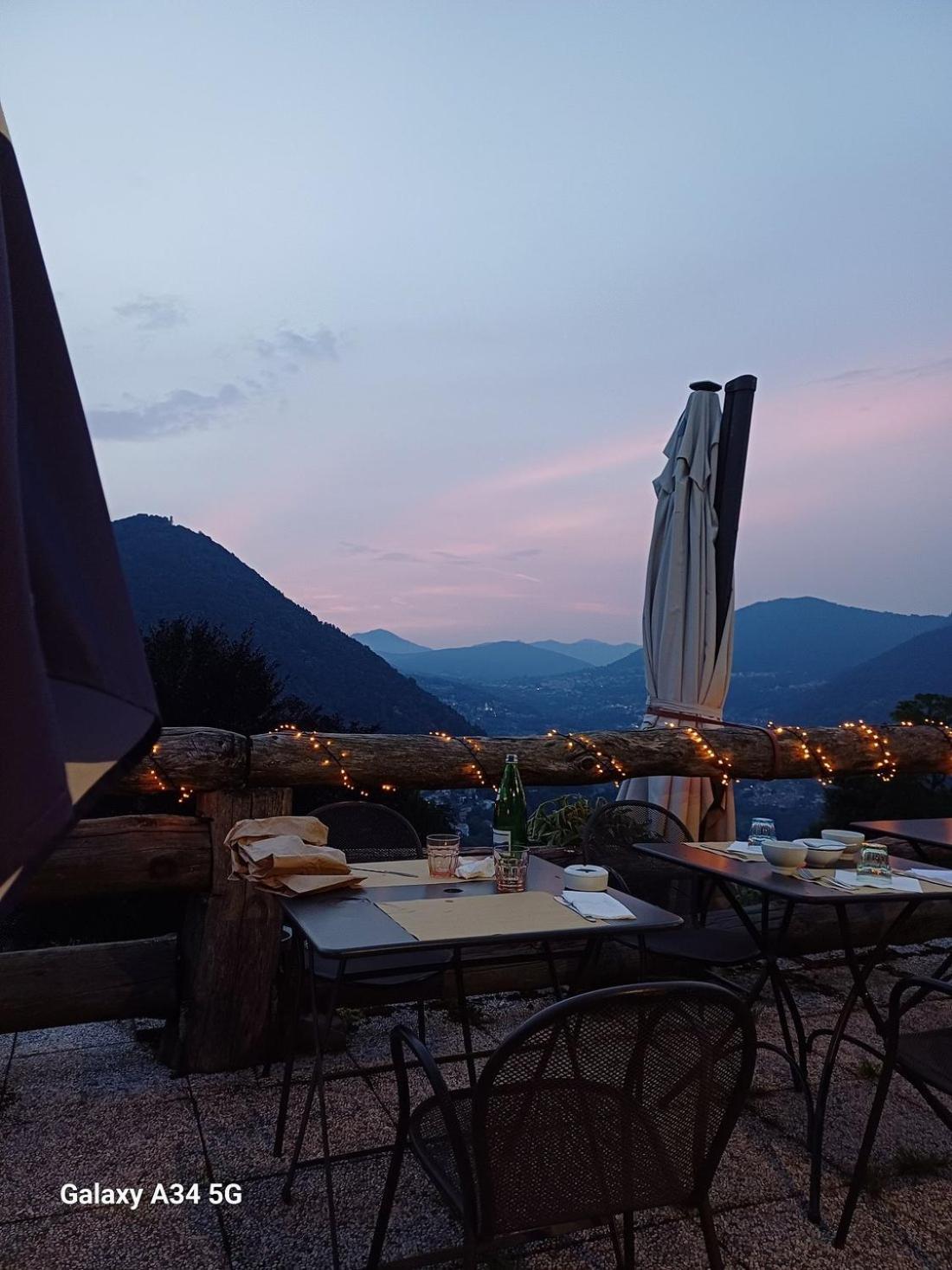 Agriturismo Al Marnich Schignano  Exteriör bild